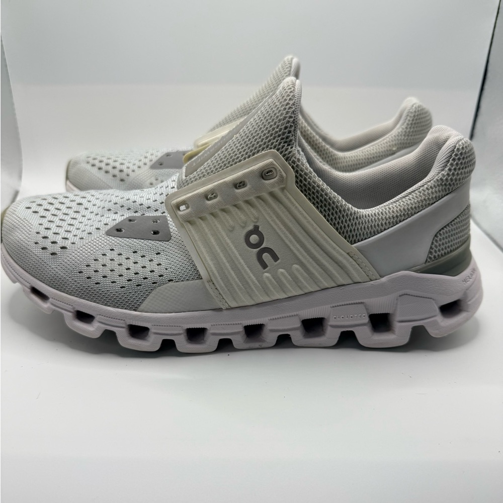 ON‎ CLOUDSWIFT Glacier White Women’s Running Shoes Size 8